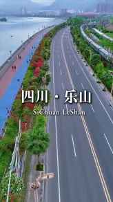甜皮鸭、跷脚牛肉、夜游苏稽——乐山的美食和古镇一样上头