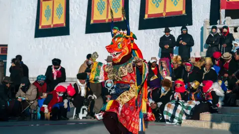 2026松赞林寺节日什么时候看？格冬节、迎佛节、赛马节观礼全攻略 (26)