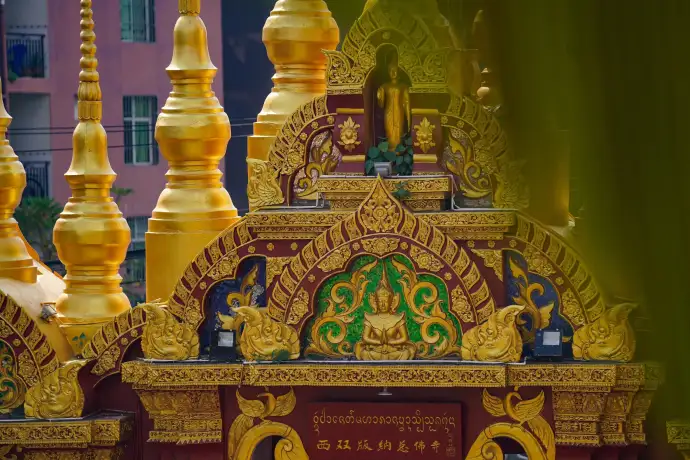 神圣的总佛寺