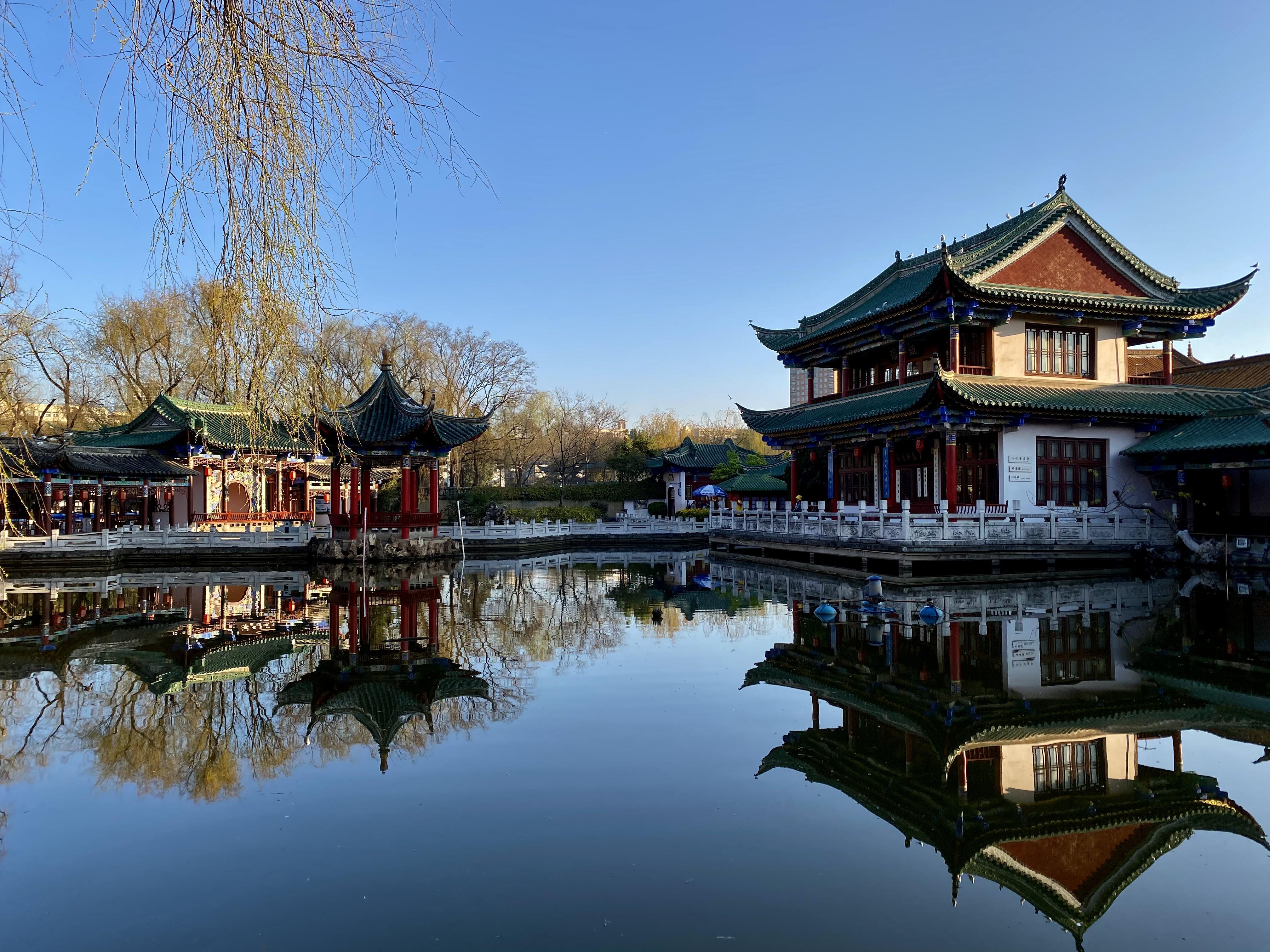 2026昆明景点全攻略：云南必去景点推荐解析它的自然与城市人文的衔接方式！