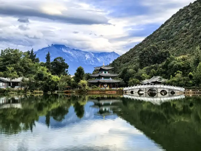 丽江黑龙潭公园