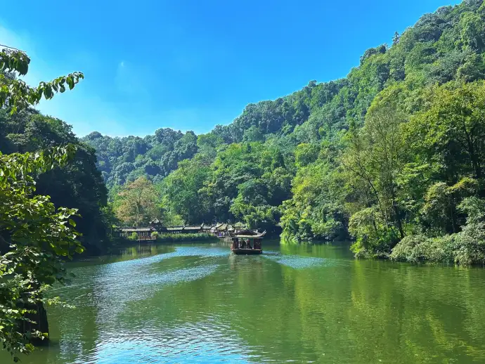 月城湖