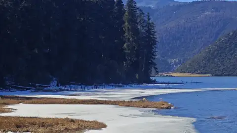 云南普达措国家公园游玩攻略：三大景区、路线规划与普达措景点一次讲清   (32)