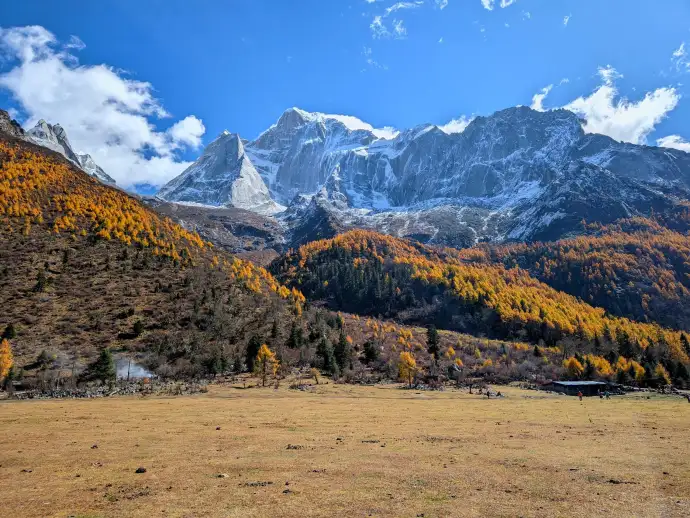 四姑娘山