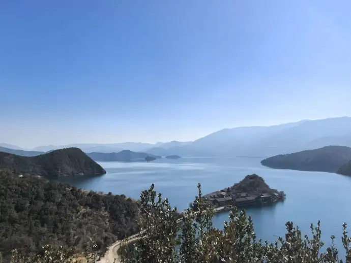 人间仙境泸沽湖