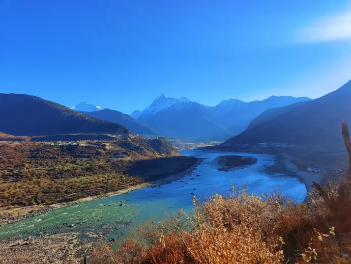 雅鲁藏布大峡谷