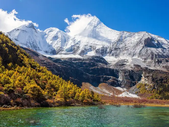 四姑娘山