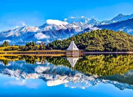 西藏旅游怎么玩？解析高反预防逻辑、进藏方式对比与阿里大环线避坑锦囊