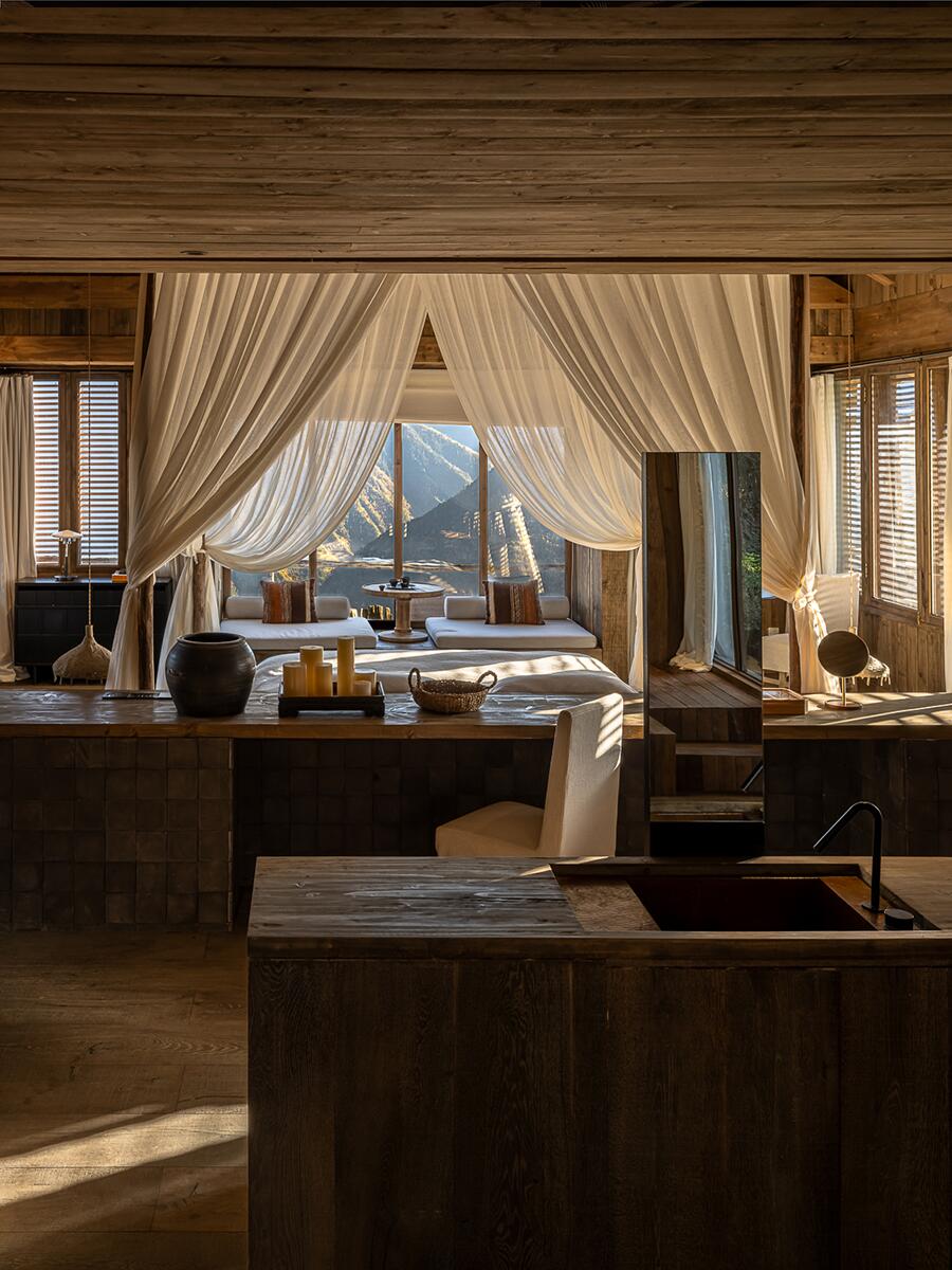 2026九寨沟住宿攻略：川主寺还是九寨沟口？选址、海拔与行程顺位全解析