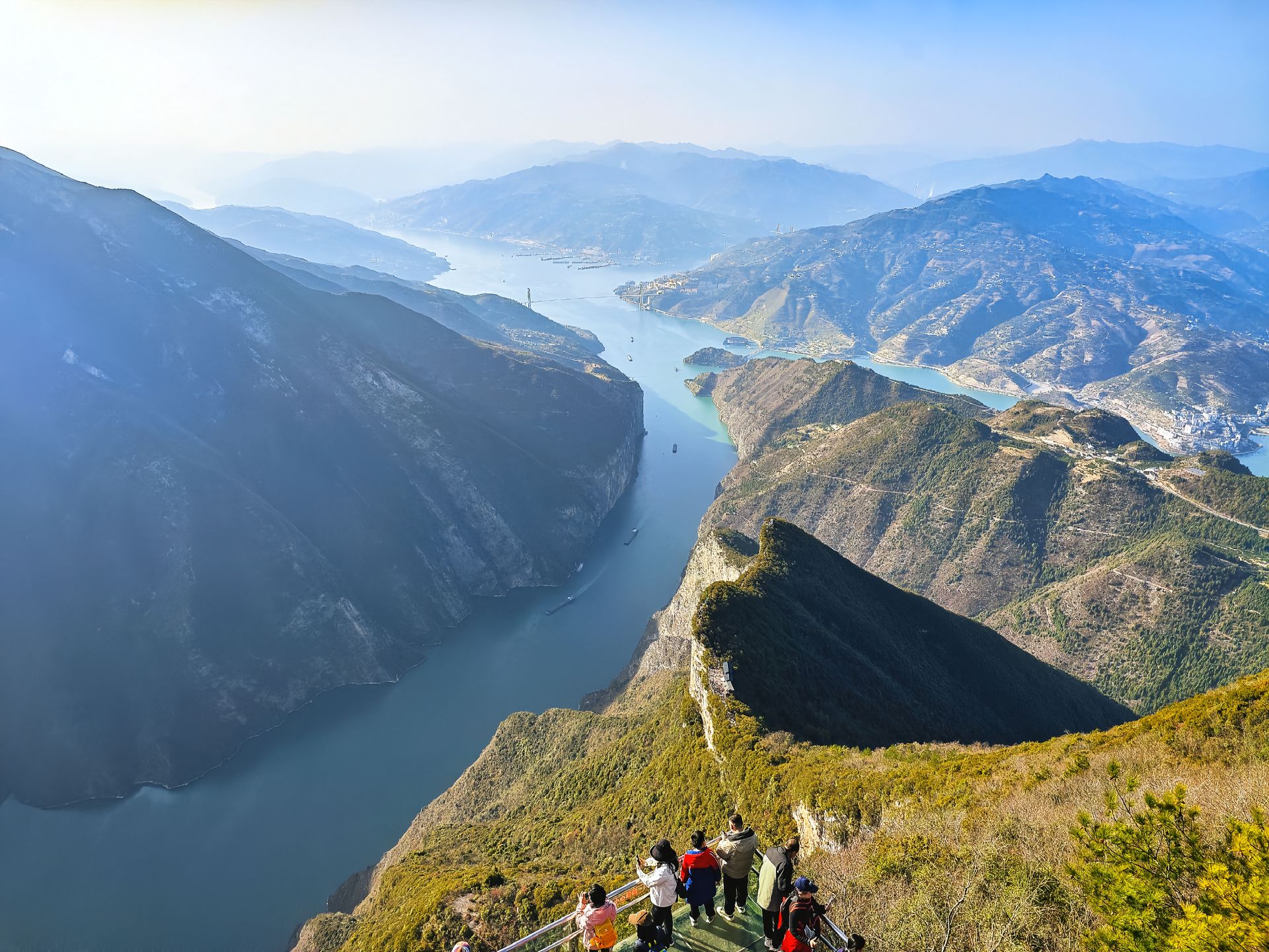 重庆长江三峡路线推荐：重庆出发玩几天合适，游轮和陆路怎么安排  