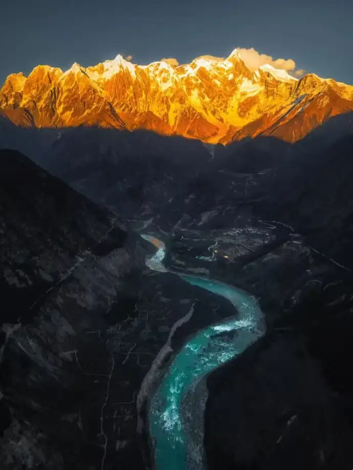 南迦巴瓦峰