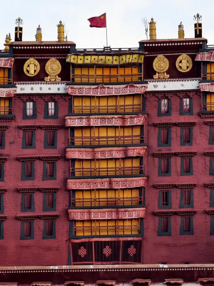 布达拉宫