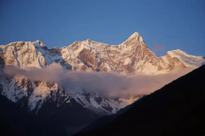 南迦巴瓦峰