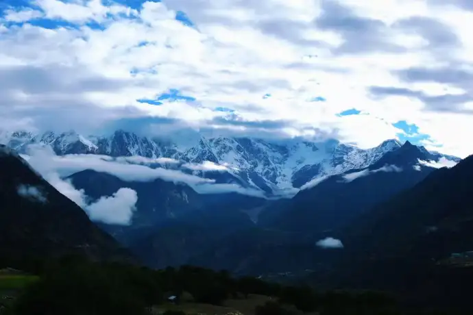 南迦巴瓦峰