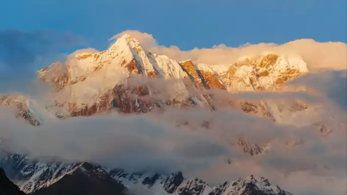 南迦巴瓦峰