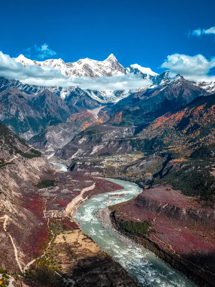 雅鲁藏布大峡谷