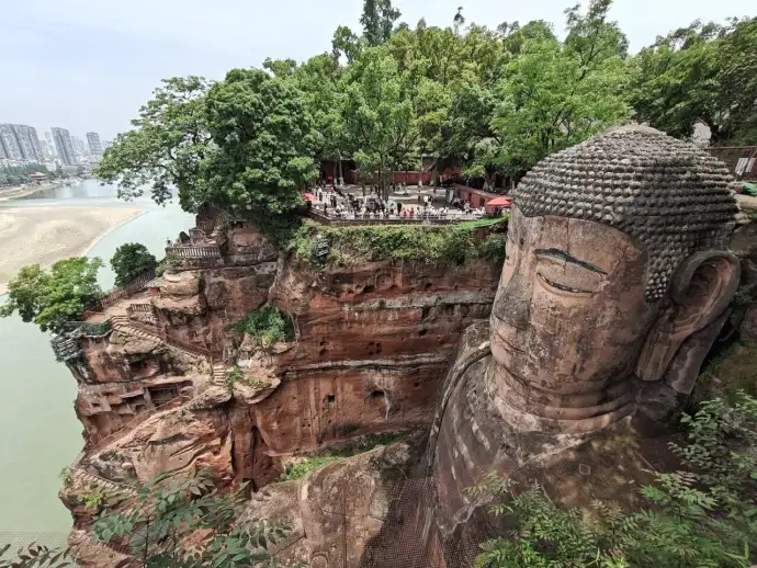 乐山大佛
