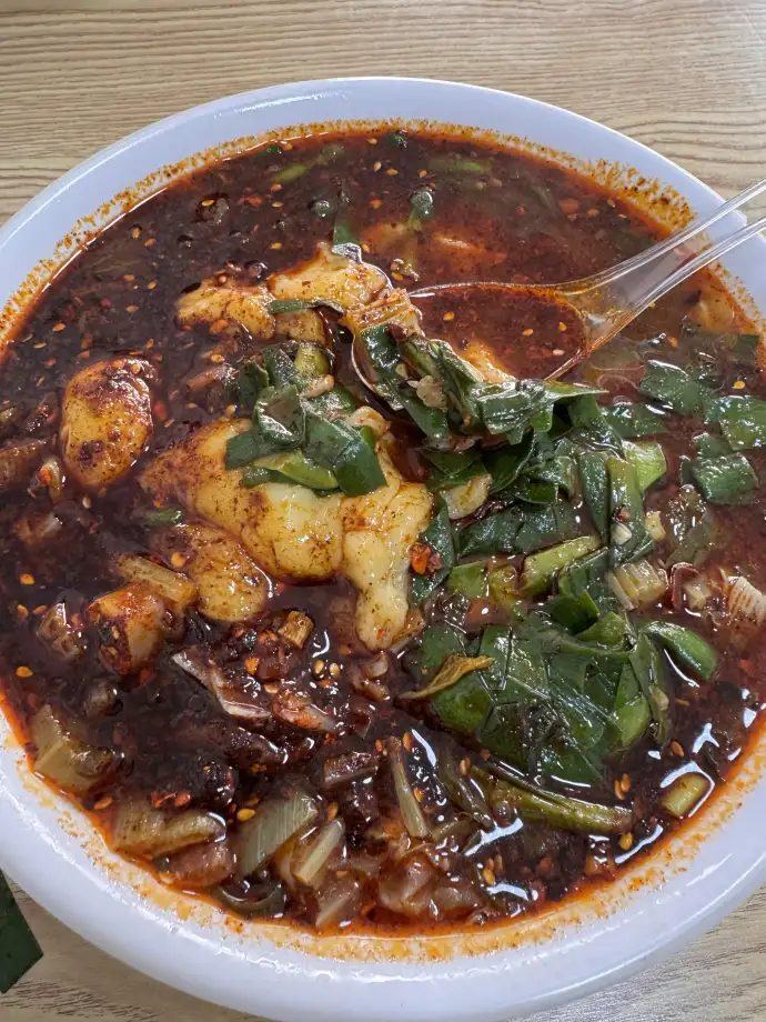 麻辣鲜香的酸菜搅团