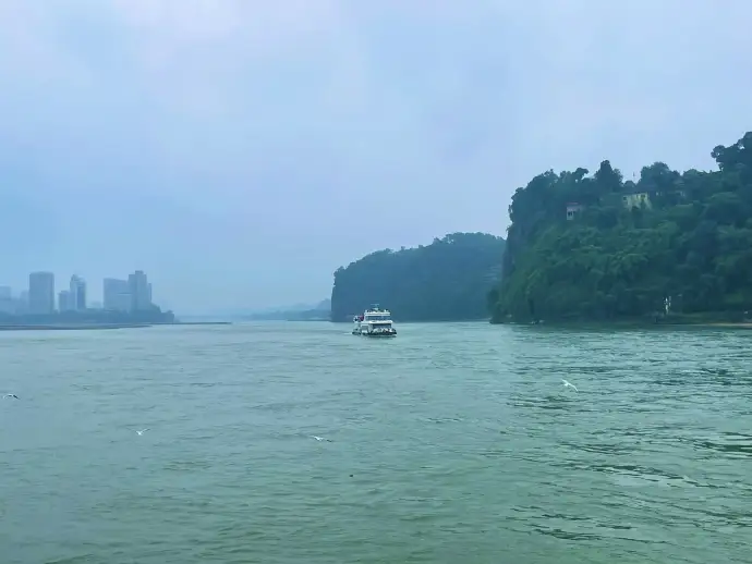 乐山游船