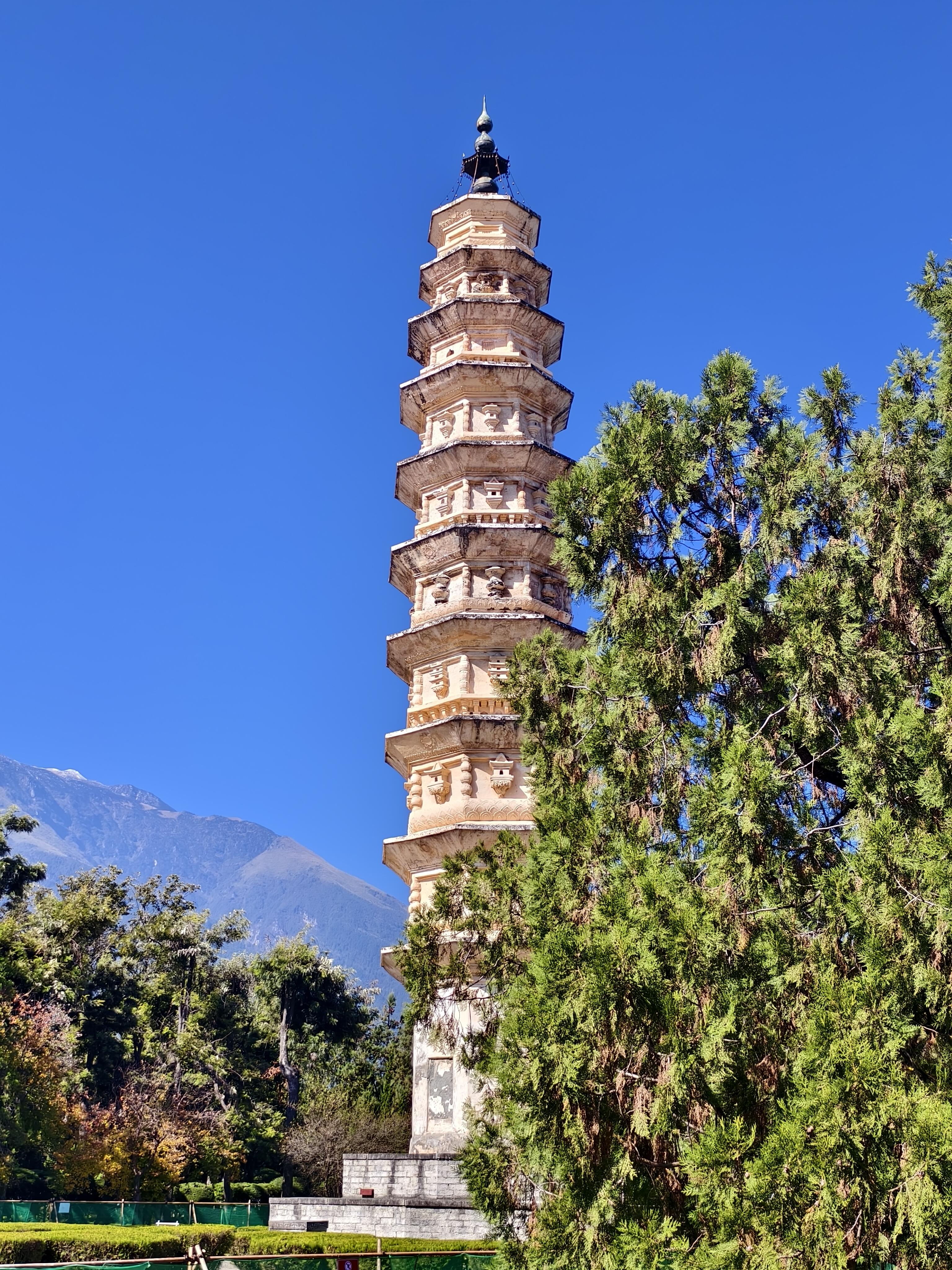 崇圣寺三塔历史与文化解析2026：南诏国、大理国与白族佛教千年建筑史