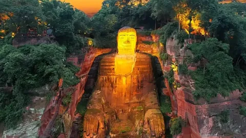 四川乐山大佛旅游避坑指南：九曲栈道排队、预约入园与5个最容易踩的坑 (36)