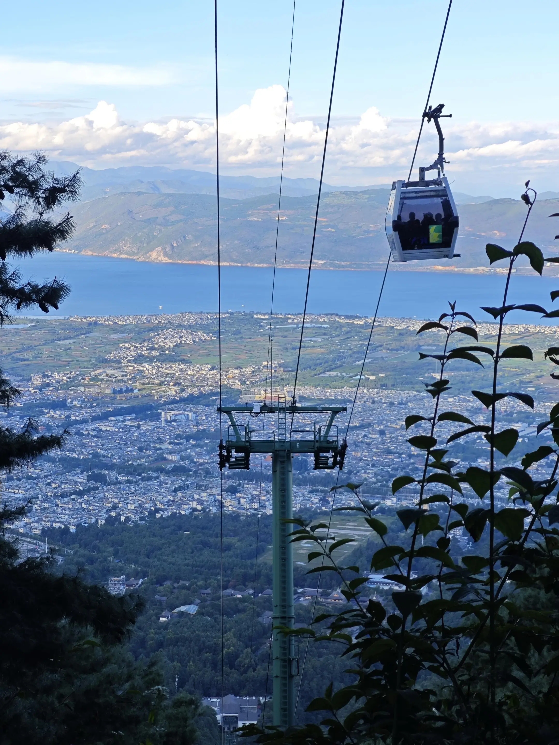 大理苍山三条索道对比与登山路线攻略：感通、洗马潭与玉带路  