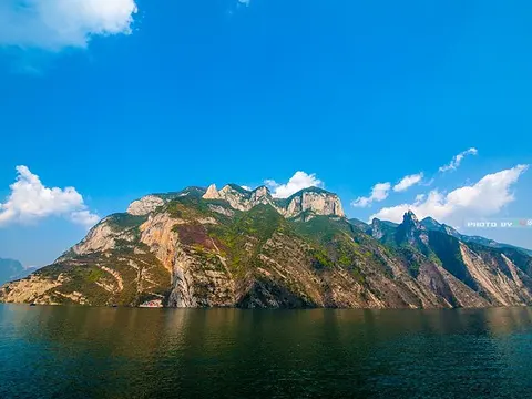 神女峰