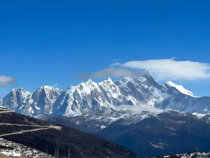 色季拉山