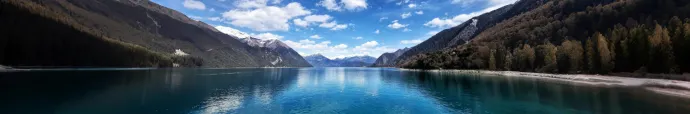 巴松措旅游攻略：门票、路线、最佳季节与游玩指南                  