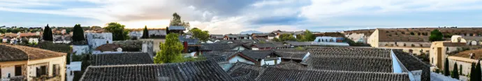 丽江古城旅游攻略：最新游览路线规划与景点分布，附住宿与交通安排实用指南