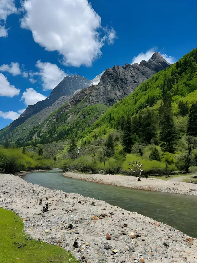 四姑娘山旅游