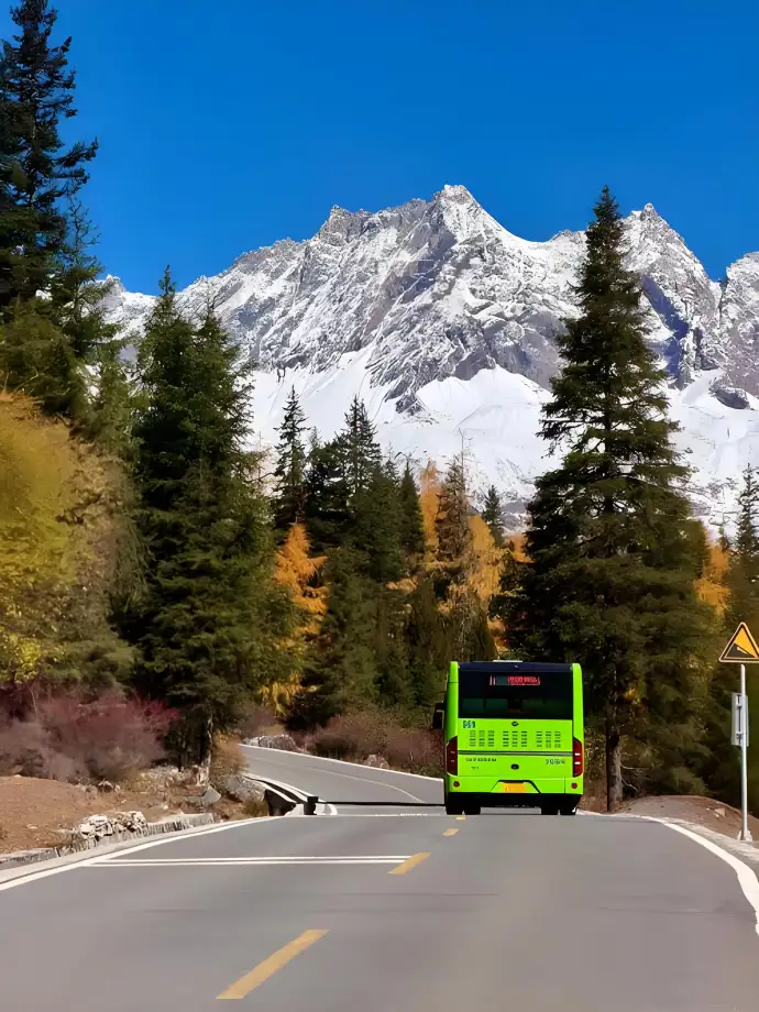 四姑娘山旅游