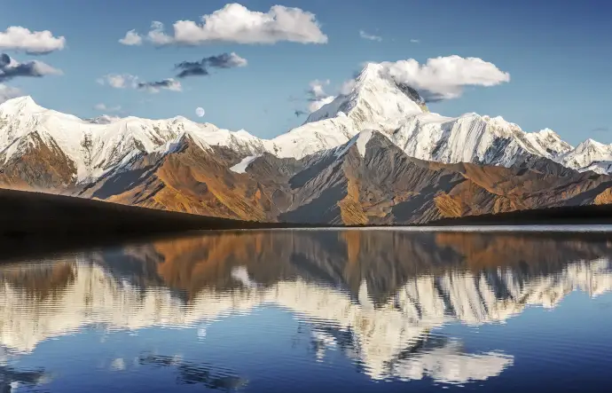 贡嘎雪山