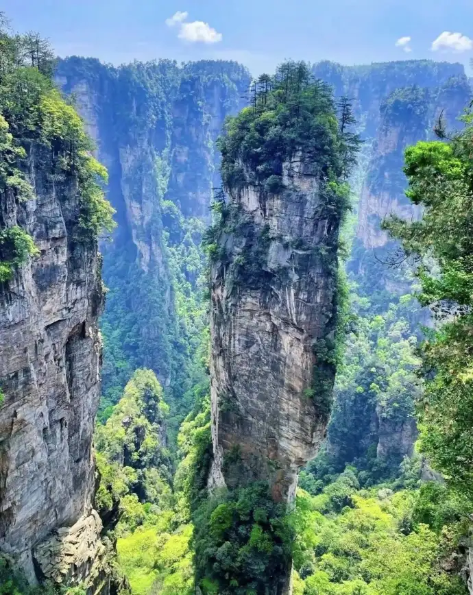 乾坤柱