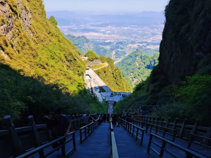 天门山天梯