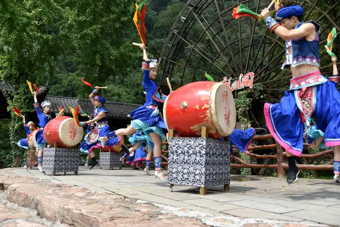 黄龙洞