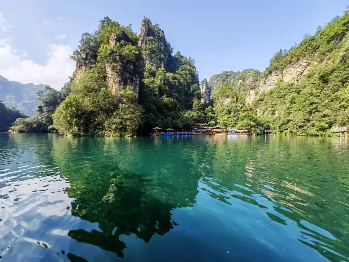 宝峰湖