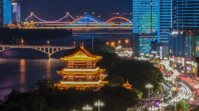 杜甫江阁
