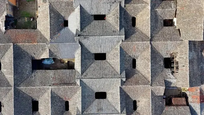 张谷英村