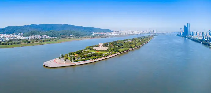 橘子洲头