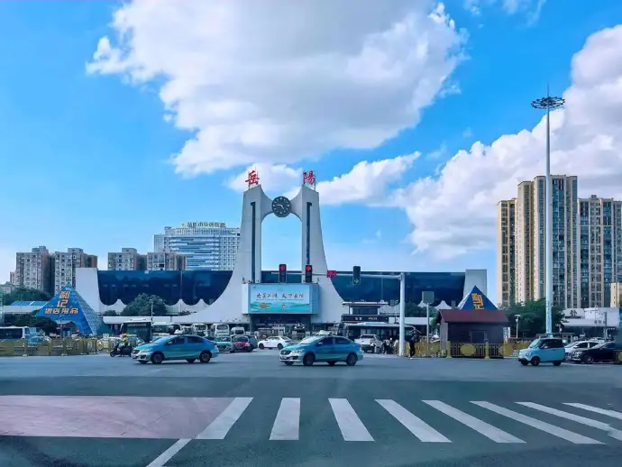 岳阳站