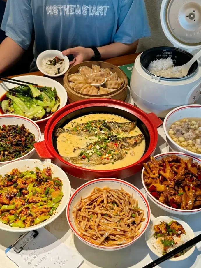 巴陵全鱼宴