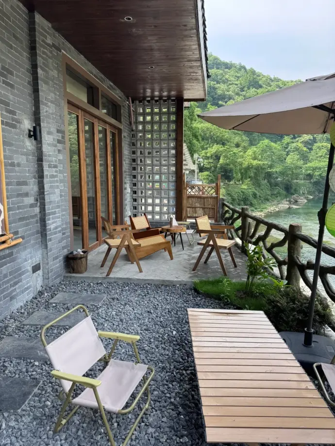 矮寨德夯住宿