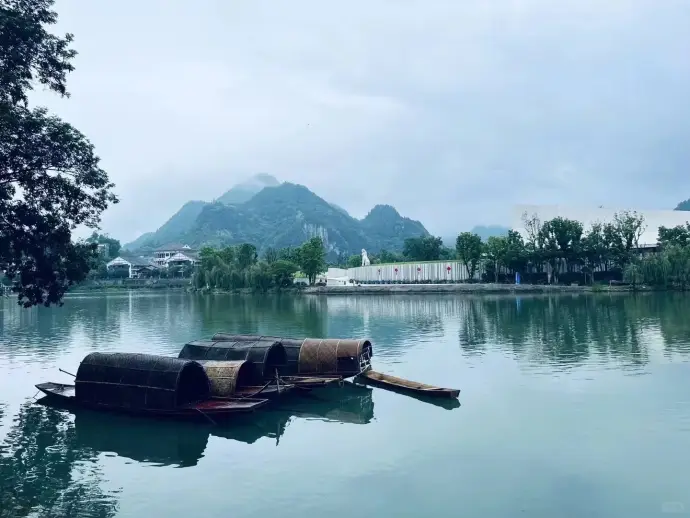 凤凰古城