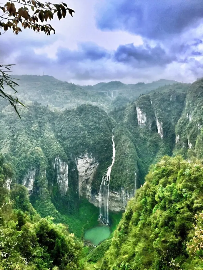 德夯流沙瀑布
