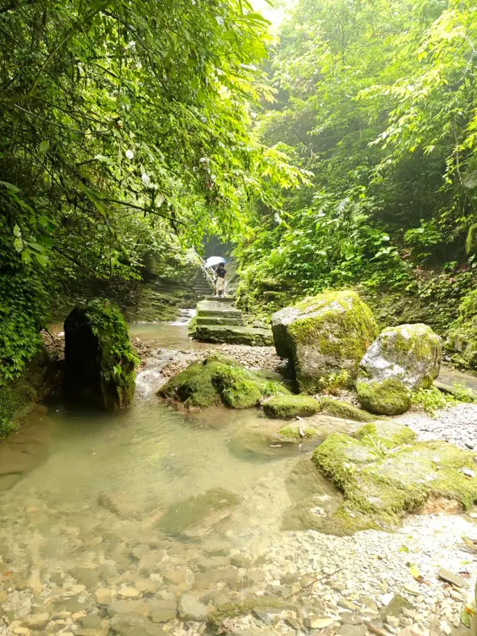 德夯大峡谷玉泉溪