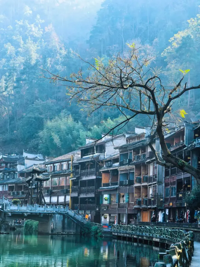 凤凰古城