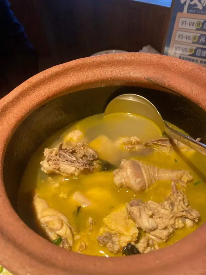 张家界岩耳炖土鸡