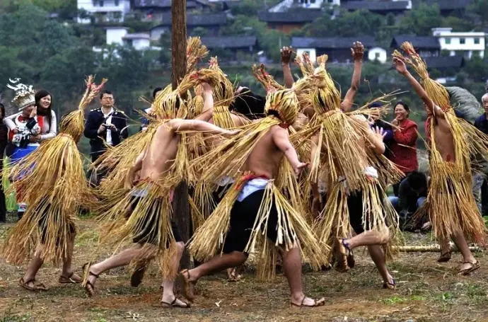 摆手舞