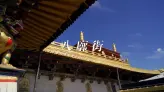 漫步拉萨八廓街：朝圣者的转经道，千年古城的烟火与信仰交响